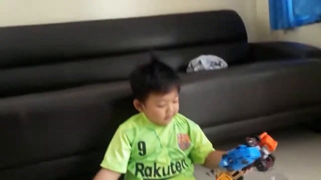 UNBOXING TOBOT GIGA SEVEN смотреть онлайн