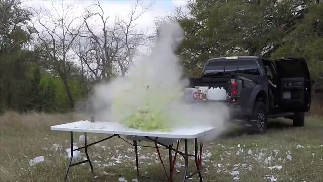 Бешеная энергия пороховых газов 50 калибра Разрушительное ранчо Перевод Zёбры смотреть онлайн