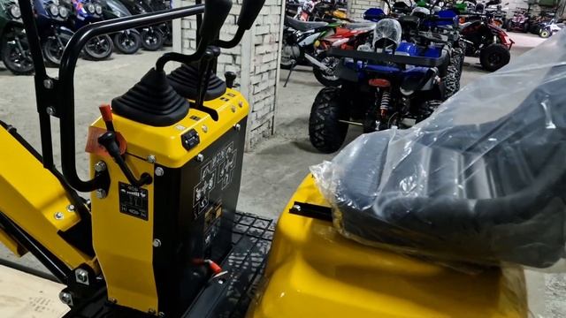 Мини Экскаватор в UralMoto. смотреть онлайн