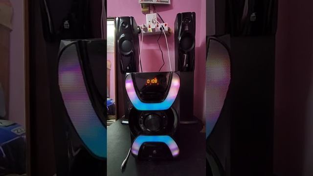Testing Bunyi Speaker Jenama Oxayoi Akareddo 801 BTURM 110 Watt смотреть онлайн
