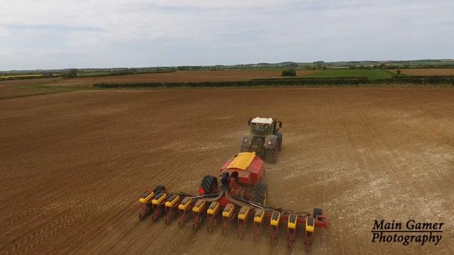 Fendt 828 | Maize Drilling With A NEW Vaderstad Tempo L смотреть онлайн