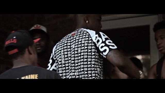 Qwizzy Kaine "Line In Tha Sand" смотреть онлайн