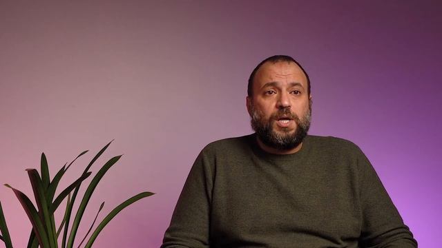 Introducing our Clinical Director, Dr Amr Noseir! смотреть онлайн