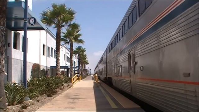 Two Surfliner Meet at Oceanside смотреть онлайн