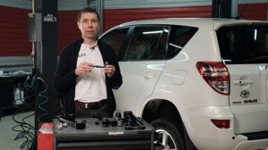 Замена продольных и поперечных задних рычагов на Toyota RAV4 третьего поколения.