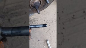 Обслуживание направляющих переднего тормозного суппорта киа рио