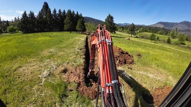 The X trench with the Kubota KX 040 4 смотреть онлайн