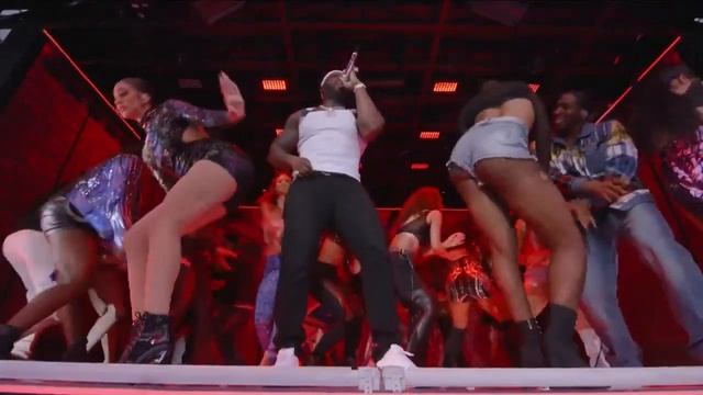 50 Cent - In Da Club Performance @Super Bowl LVI Halftime Show 2022 #NFL #AmericanFootball