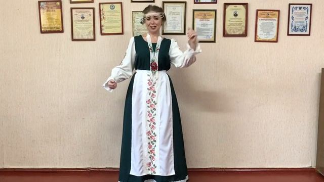 "На базаре торговали блюдами-тарелками" частушки под язык Новосибирской области смотреть онлайн