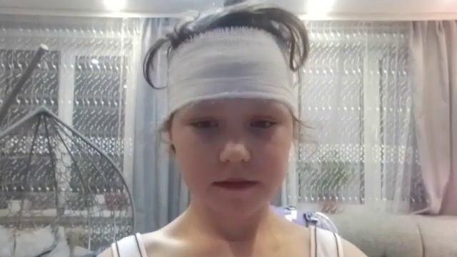 растяжение головы ударилась об плиту висела на ветке. Будете окуратние смотреть онлайн
