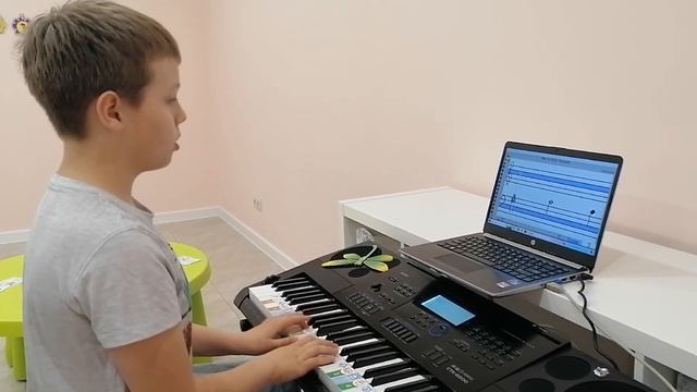 Выпуск Soft Mozart 2023, уровень С: Ivan. Чтение с листа:5 презентация двумя руками. смотреть онлайн