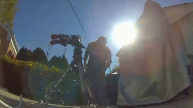 Squirrel Leaves a Surprise on my Mount смотреть онлайн