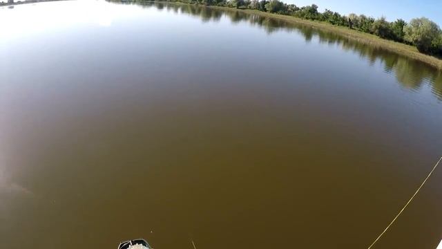 Рыбалка в Астрахани с лодки Ловля сазана сомят и другой разной рыбы смотреть онлайн