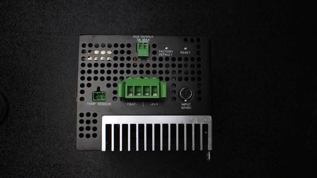 MPPT Solar Charge Controller, Integrated TPDIN® Monitor, and 7 Port Gigabit Passive PoE Switch смотреть онлайн