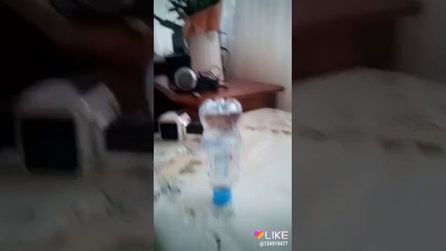 бутылка воды челендж! 2018 смотреть онлайн