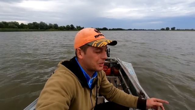 Осенняя рыбалка в Астрахани 2022 Троллинг или джиг смотреть онлайн