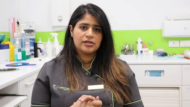 Dr Hanlie - South-African trained Specialist of Liberty Dental смотреть онлайн