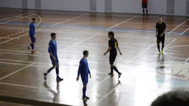 5 лига Владивосток: Кузня - Луч 3-1 смотреть онлайн