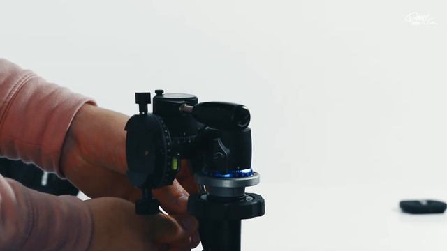 Quick-Look: Sirui FD-01 - Unboxing - Danny Tax Creative смотреть онлайн