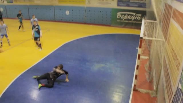 Арсенал-Д -- Реклама Онлайн-3 (08.04.2014) 0 - 1 смотреть онлайн