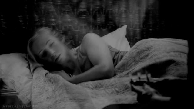 • "please don't ʟᴇᴀvᴇ me, daddy..." ;; ♡ [Caroline/Bill] смотреть онлайн