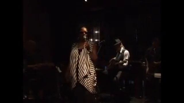 Summertime - Live Music Entertainment Phuket - Pjae Stanley смотреть онлайн