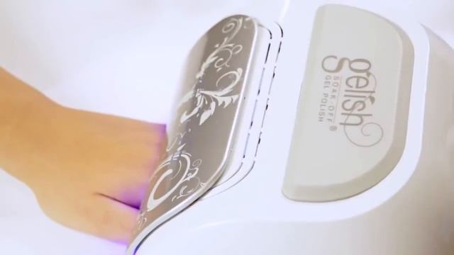 Gelish Nail Art White Flower Design смотреть онлайн