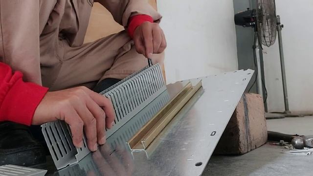 PVC Cable Duct Installing смотреть онлайн