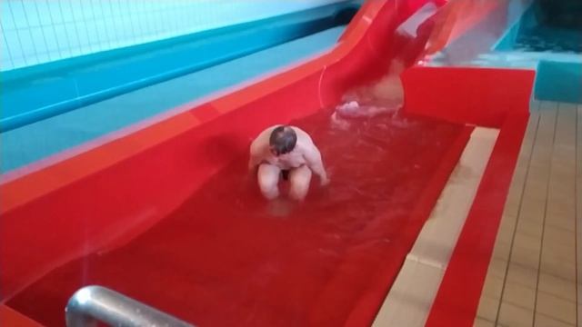 Катание на горках в Terma Bania смотреть онлайн