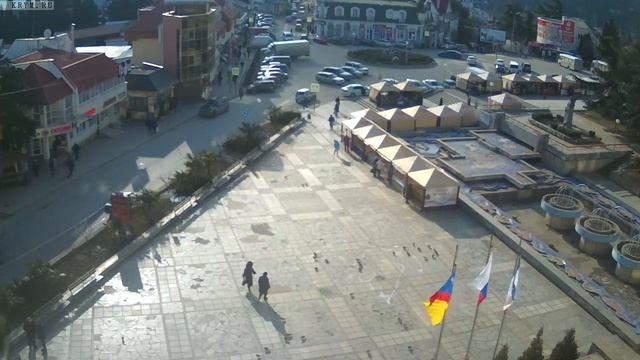 Вебкамера "Площадь Советская". Запись 30.01.2017 11:00:04 смотреть онлайн