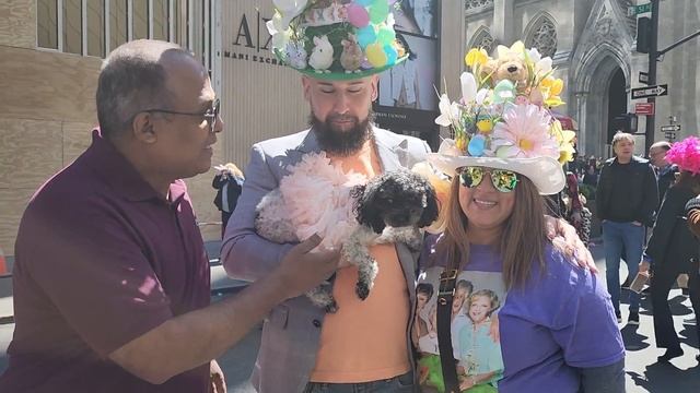 The Best Outfits of Easter Parade NYC 2023 смотреть онлайн