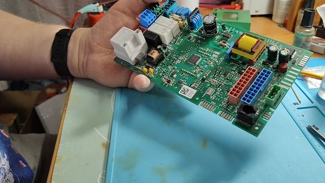 Видео отчет ремонт платы управления P3-BMU-REV-H Prottherm Медведь 40 KLOM 17