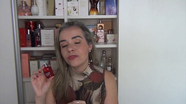 Finalmente tenho o Clássico Amor Amor de Cacharel смотреть онлайн