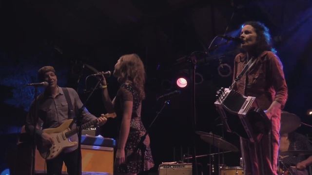 2021-06-11 Donna The Buffalo @ GrassRoots Live! at Shakori Hills Pittsboro NC смотреть онлайн