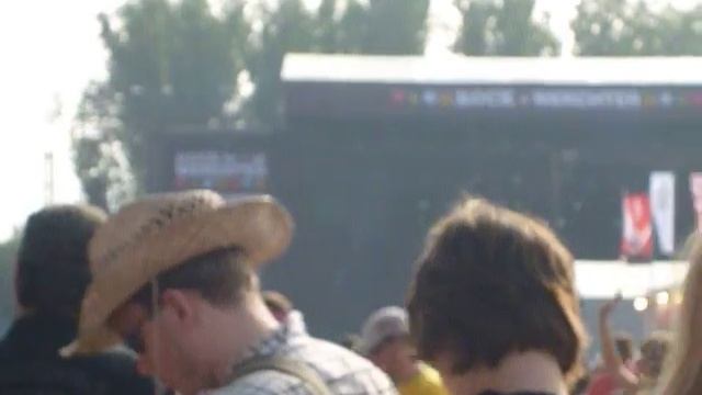 The Ting Tings - Fruit Machine @ Rock Werchter '10 смотреть онлайн
