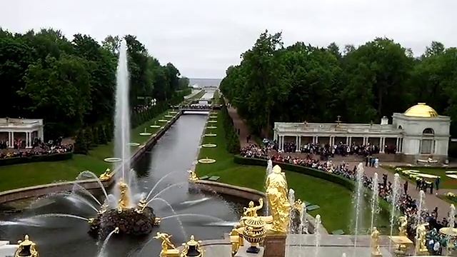 Запуск фонтанов в Петергофе смотреть онлайн