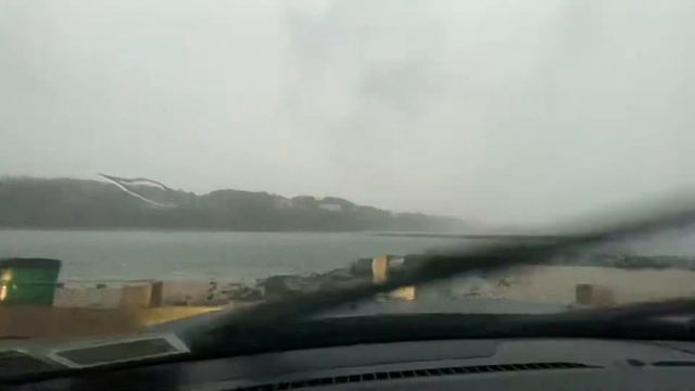 Tornadic t-storms hit Long Island 50-60+mph wind gusts and small hail at cedar beach смотреть онлайн