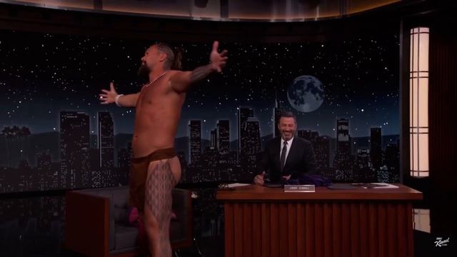 Jason Momoa Undresses On The Jimmy Kimmel Show смотреть онлайн