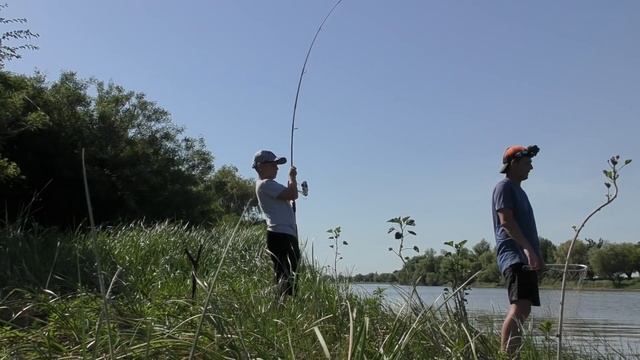 Рыбалка в Астрахани 2021 бывает и такой Как я рыбу искал Пробовал ловить на все смотреть онлайн