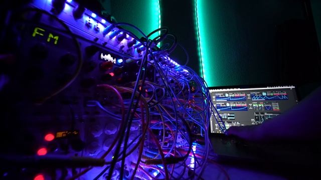 Modular Synth Session 092 смотреть онлайн