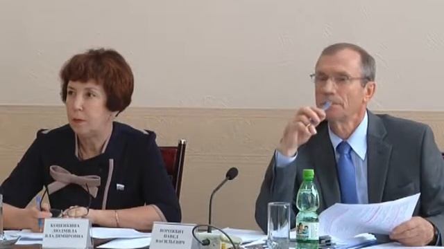 Мэр Биробиджана отчитался перед депутатами Гордумы об исполнении бюджета -2016(РИА Биробиджан) смотреть онлайн