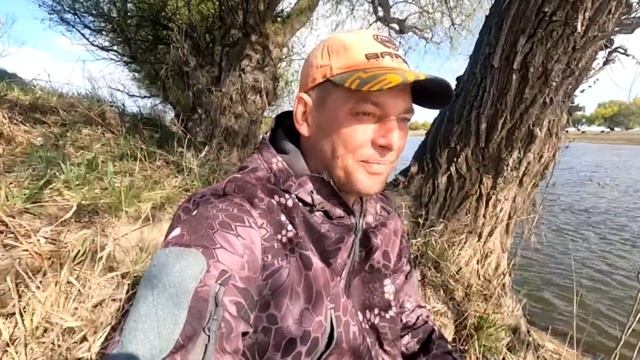 РЕКИ АСТРАХАНИ УЖЕ ЗАПОЛНЕНЫ РЫБАКАМИ Вобла пошла Рыба тронулась с моря смотреть онлайн