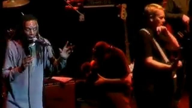 The Beat -- Spar Wid Me ( Live At The Royal Festival Hall 2004 ) смотреть онлайн