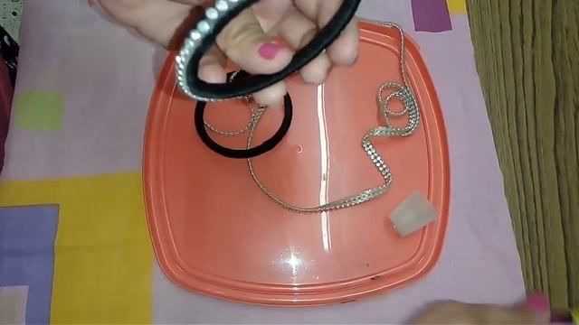 HOW TO MAKE BLACK & WHITE SILK THREAD BANGLES смотреть онлайн