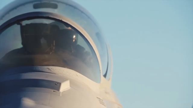 US New LASER Aircraft Carrier Is Ready For Action! смотреть онлайн