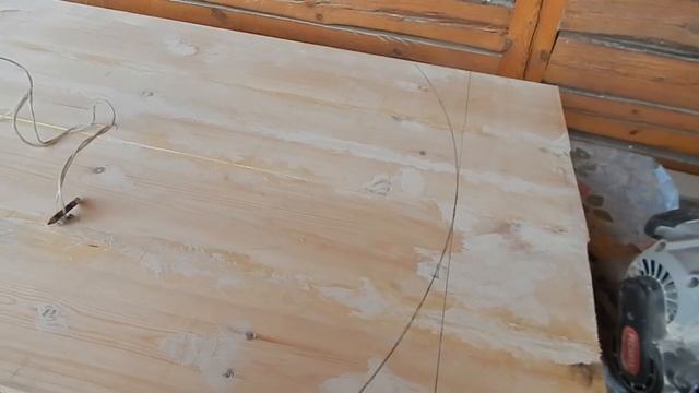 Часть стола из дровника в беседку смотреть онлайн