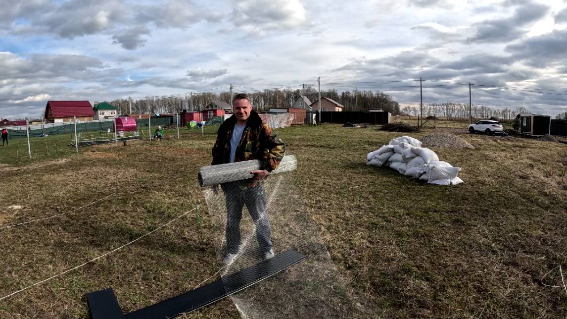 Грядки из ДПК, плодородный грунт, саженцы черешни