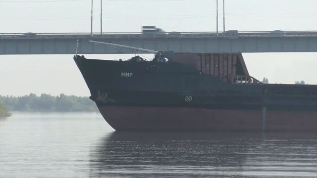 Ловля каспийской селедки Рыбалка 2021 в центре Астрахани смотреть онлайн