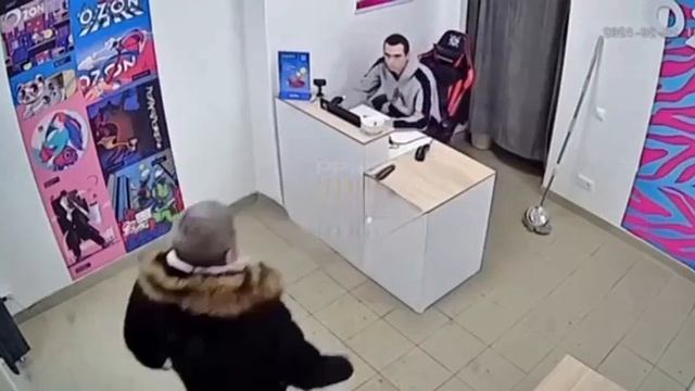 типичный пункт выдачи смотреть онлайн