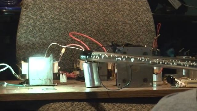 Microwave Oven Transformer Arc Testing смотреть онлайн